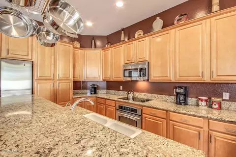 6754 S Pinehurst Dr, Gilbert, AZ 85298 photo 13