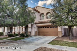 3648 E Sebastian Ln, Gilbert, AZ 85297 photo 4