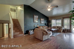 1048 E Vaughn Ave, Gilbert, AZ 85234 photo 4