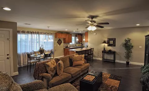4432 N 37th Ave, Phoenix, AZ 85019 photo 3