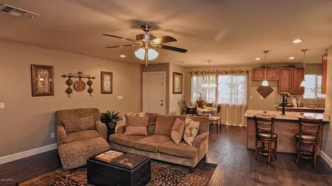 4432 N 37th Ave, Phoenix, AZ 85019 photo 4