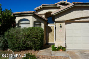 4728 E Adobe Dr, Phoenix, AZ 85050 photo 2