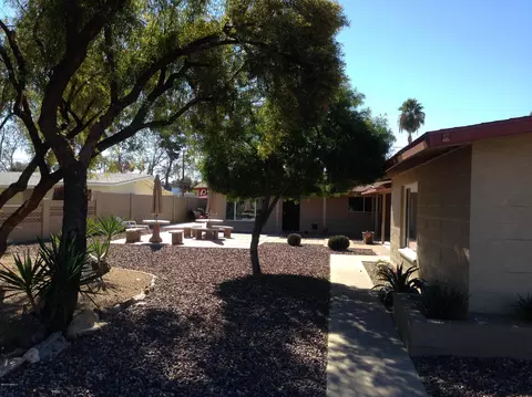 3623 E Glenrosa Ave, Phoenix, AZ 85018 photo 2