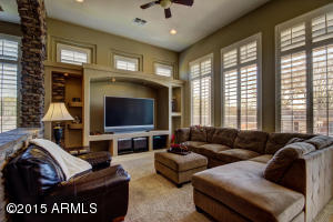 3823 E Crest Ln, Phoenix, AZ 85050 photo 29