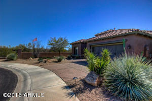 3823 E Crest Ln, Phoenix, AZ 85050 photo 6
