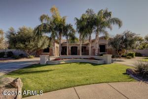 376 E Dennisport Ct, Gilbert, AZ 85295 photo 4