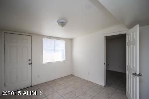 6529 W Roma Ave, Phoenix, AZ 85033 photo 4