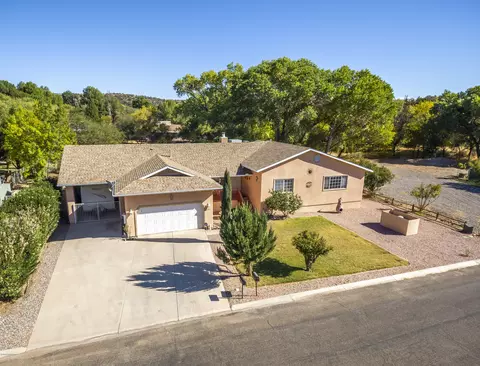 10375 E Creekside Dr, Cornville, AZ 86325 photo 1
