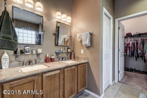 309 E Betsy Ln, Gilbert, AZ 85296 photo 17