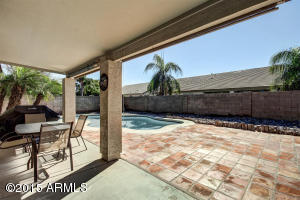 309 E Betsy Ln, Gilbert, AZ 85296 photo 2