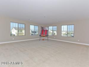 3887 E Strawberry Dr, Gilbert, AZ 85298 photo 1