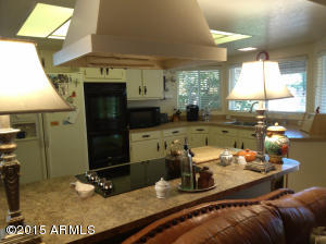 511 S Clearview Ave, Mesa, AZ 85208 photo 2