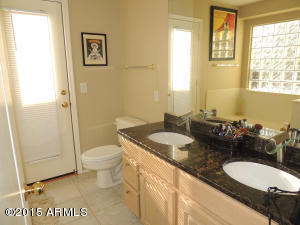 2305 E Willow Wick Rd, Gilbert, AZ 85296 photo 12