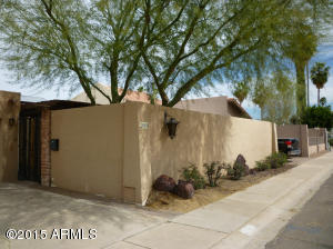 2060 E Cairo Dr, Tempe, AZ 85282 photo 1