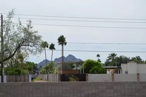 2832 E Cactus Rd, Phoenix, AZ 85032 photo 12