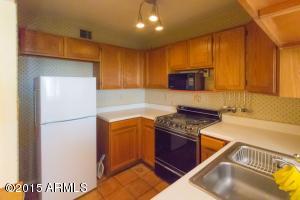 1025 E Highland Ave #26, Phoenix, AZ 85014 photo 2