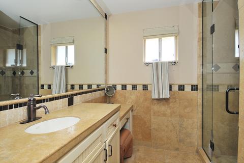 41 E Interlacken Dr, Phoenix, AZ 85022 photo 10