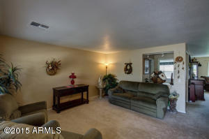 515 E Beth Dr, Phoenix, AZ 85042 photo 4