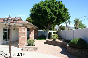 307 El Caminito Dr, Phoenix, AZ 85020 photo 9