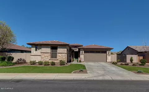 1736 E Azalea Dr, Gilbert, AZ 85298 photo 2