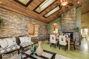 867 W Spur Ave, Gilbert, AZ 85233 photo 1