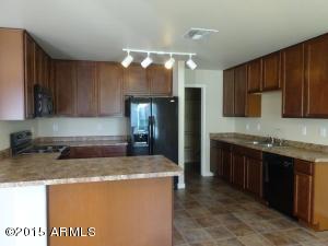 3815 Edna Dr, Gilbert, AZ 85296 photo 4