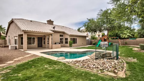 4438 E Desert Willow Rd, Phoenix, AZ 85044 photo 44