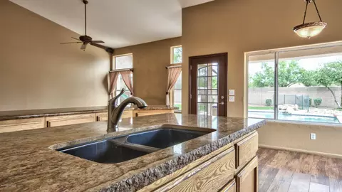4438 E Desert Willow Rd, Phoenix, AZ 85044 photo 32