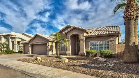 4438 E Desert Willow Rd, Phoenix, AZ 85044 photo 1