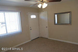 935 E Desert Dr, Phoenix, AZ 85042 photo 6