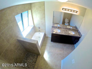 525 E Leah Ln, Gilbert, AZ 85234 photo 21