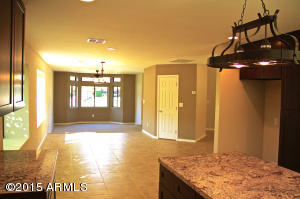525 E Leah Ln, Gilbert, AZ 85234 photo 11