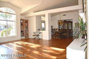 3324 E Coconino St, Phoenix, AZ 85044 photo 2