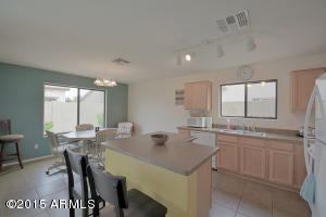 2196 E Cochise Ave, Apache Junction, AZ 85119 photo 7