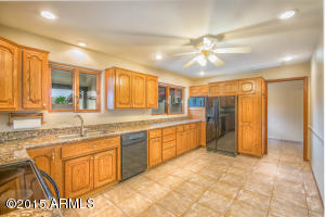 750 N Emerson St, Mesa, AZ 85201 photo 4