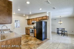 9506 N 43rd Dr, Glendale, AZ 85302 photo 9