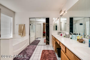 4301 Encinas Ave, Gilbert, AZ 85234 photo 9