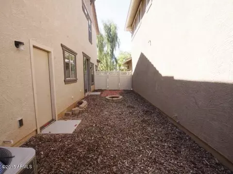 1004 S Hawk Ln, Gilbert, AZ 85296 photo 19