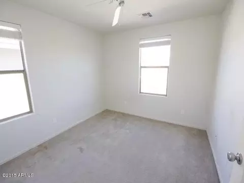 1004 S Hawk Ln, Gilbert, AZ 85296 photo 13