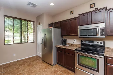 6571 S Seton Ave, Gilbert, AZ 85298 photo 4