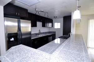 3616 E Hearn Rd, Phoenix, AZ 85032 photo 5
