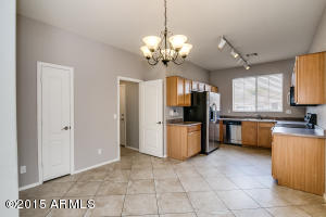 3597 E Woodside Way, Gilbert, AZ 85297 photo 9
