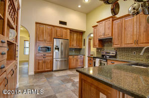 10042 E Fenimore Rd, Mesa, AZ 85207 photo 3
