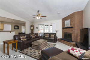 102 E Waltann Ln, Phoenix, AZ 85022 photo 9