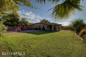 2818 E Desert Ln, Phoenix, AZ 85042 photo 9