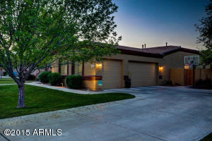 2818 E Desert Ln, Phoenix, AZ 85042 photo 51