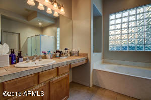 2818 E Desert Ln, Phoenix, AZ 85042 photo 38
