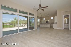 9928 E Juniper St, Mesa, AZ 85207 photo 6