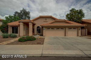 1532 W Devon Dr, Gilbert, AZ 85233 photo 1