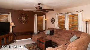 2208 E Crest Ln, Phoenix, AZ 85024 photo 2